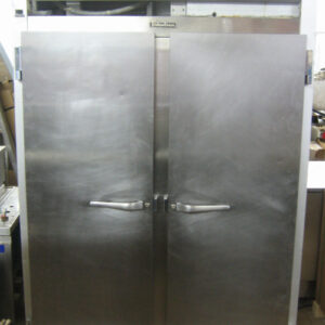 [Used] Traulsen 2 Door Freezer (G22010)